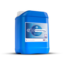 Intra Foamcleaner 11 kg  starkt skummande rengringsmedel fr stall och lantbruk, ger verlgsen rengring med effektivt och stabilt skum.