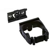 Toolflex One hllare med vggadapter  robust redskapshllare fr effektiv och hygienisk organisering i stall och lantbruksmilj