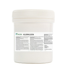 Vit burk med vit etikett f�r Klorkleen desinfektions- och reng�ringstabletter.